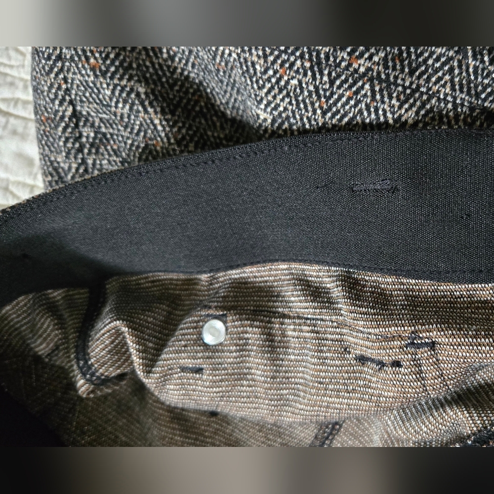 Democracy Women's Black Pants - Picture 6 of 8
